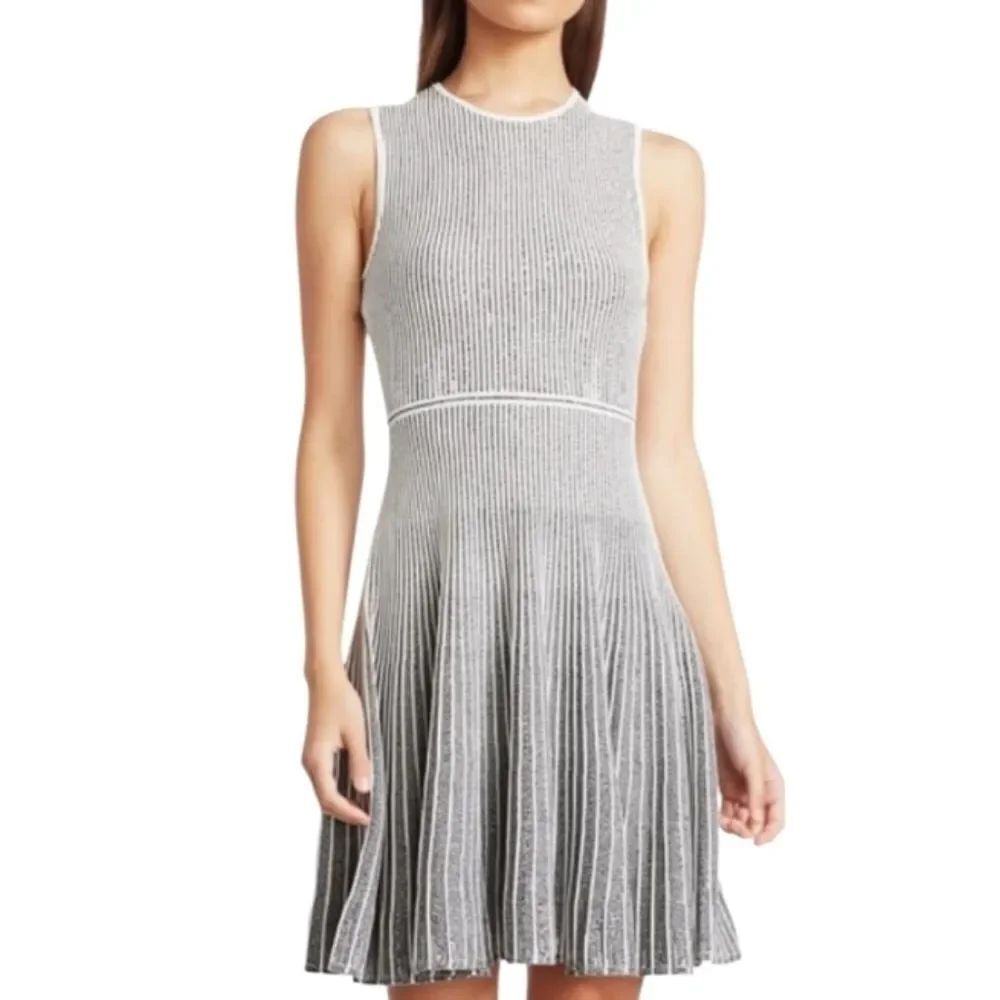 Theory Novelty Marled Pleated Prosecco Flare Dress Size P